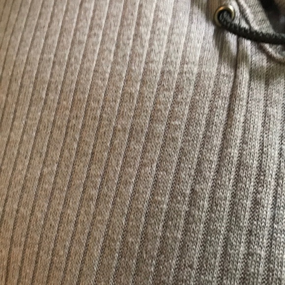 😍Lace up front with a side slit top - Picture 7 of 7